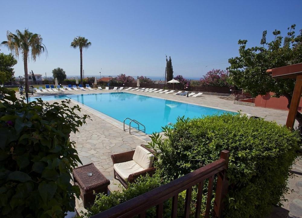 Episkopiana Hotel & Sport Resort Episkopi (Limassol) Exterior foto