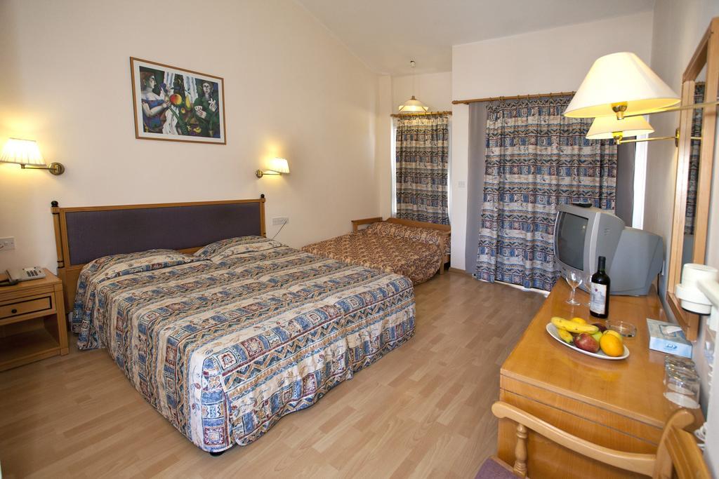 Episkopiana Hotel & Sport Resort Episkopi (Limassol) Quarto foto